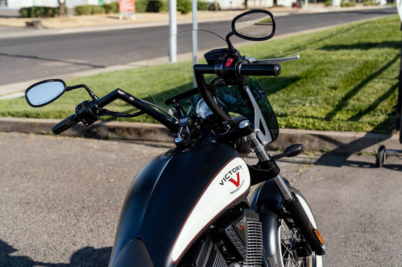 2012 Victory High-Ball