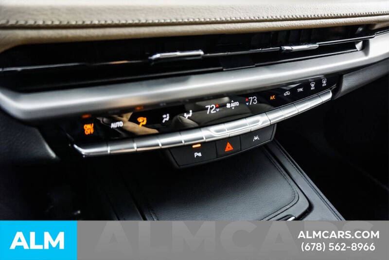 2025 Cadillac XT4 Premium Luxury
