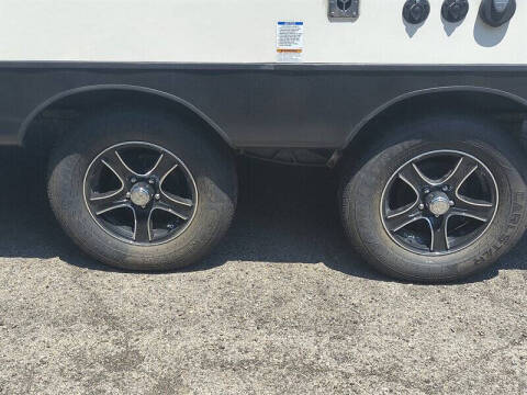 2016 Forest River VIBE 207RD