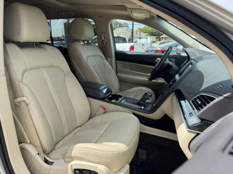 2015 Lincoln MKT EcoBoost