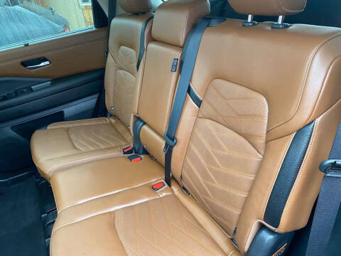 2024 Nissan Pathfinder Platinum