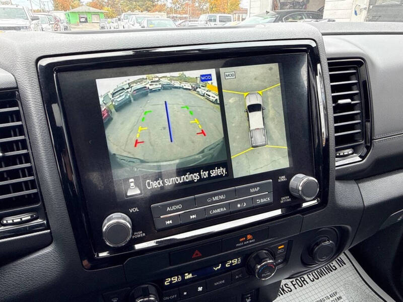 2022 Nissan Frontier S