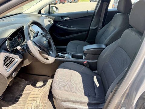 2017 Chevrolet Cruze LT Auto