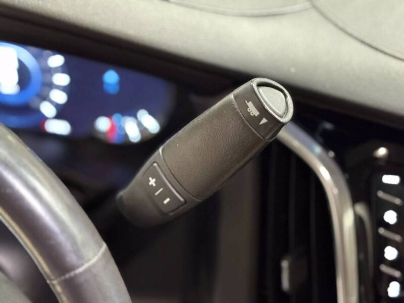 2019 Cadillac Escalade ESV Premium Luxury