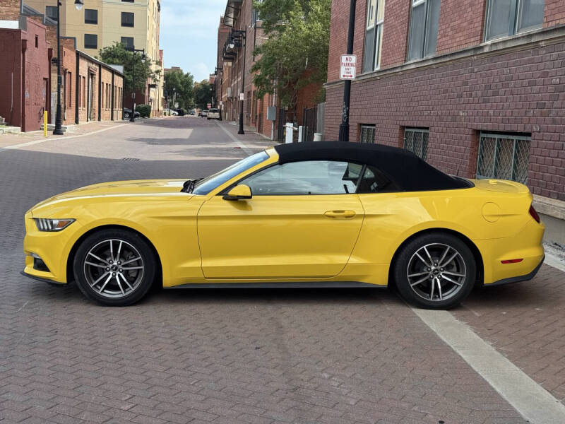 2017 Ford Mustang EcoBoost Premium