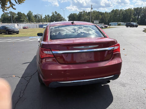 2013 Chrysler 200 Touring