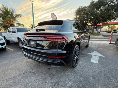 2019 Audi Q8 quattro Premium Plus 55 TFSI