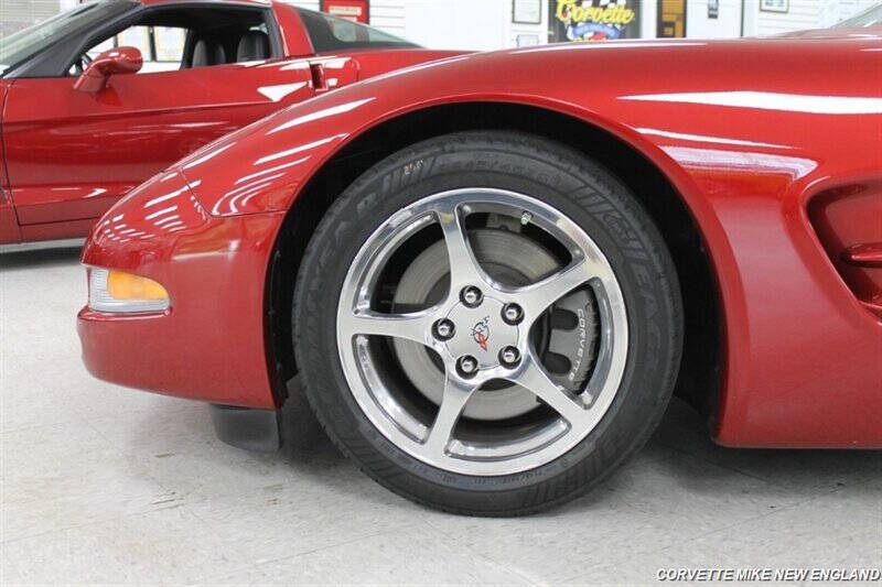 2004 Chevrolet Corvette 18
