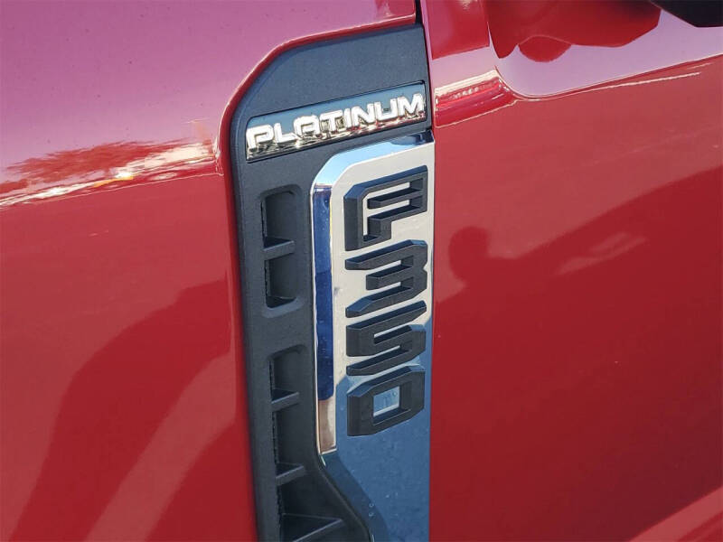 2024 Ford F-350 Super Duty Platinum
