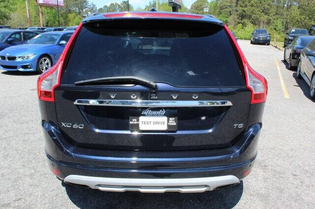 2017 Volvo XC60 T5 Dynamic