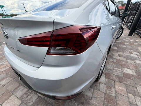 2019 Hyundai Elantra