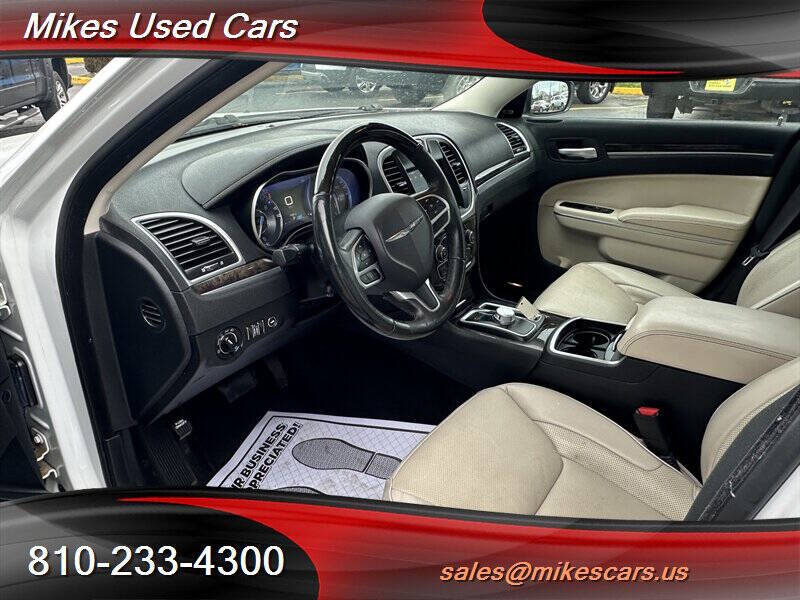 2018 Chrysler 300 Limited