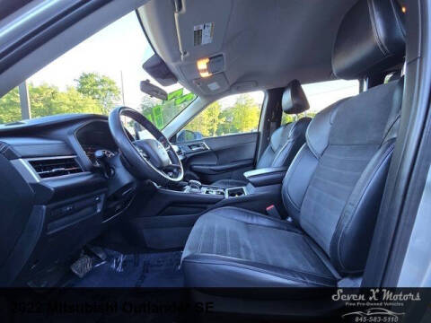 2022 Mitsubishi Outlander SE