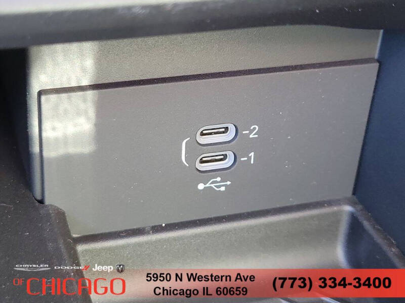 2027 Chrysler Pacifica Pinnacle
