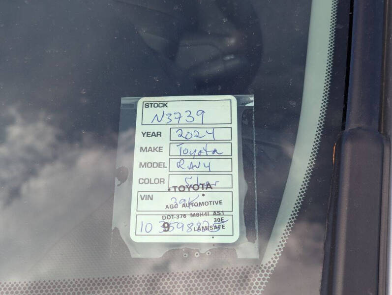 2024 Toyota RAV4 XLE