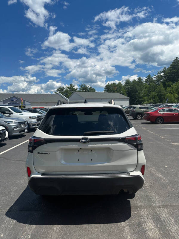 2025 Subaru Forester Premium