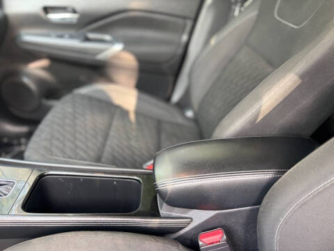 2021 Nissan Kicks SV