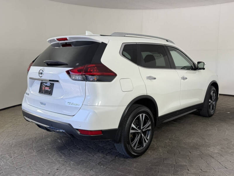 2020 Nissan Rogue