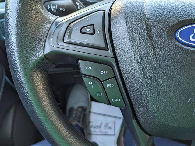 2020 Ford Edge SE