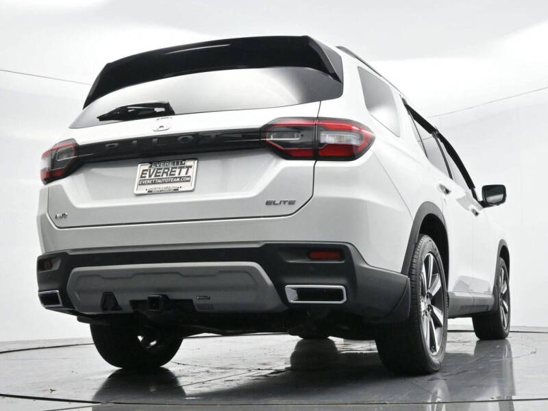 2025 Honda Pilot Elite