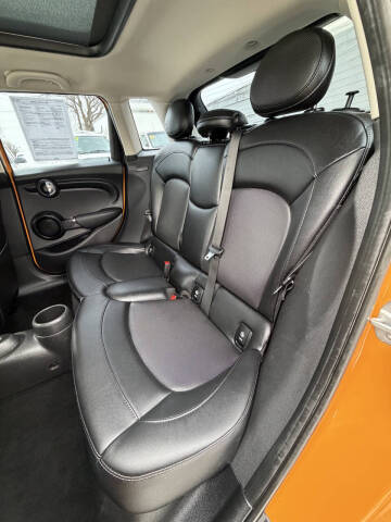 2016 MINI Hardtop 4 Door Cooper