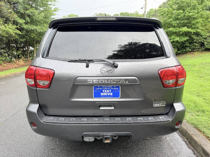 2015 Toyota Sequoia SR5