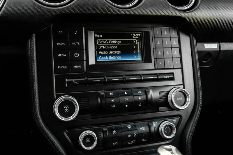 2015 Ford Mustang V6