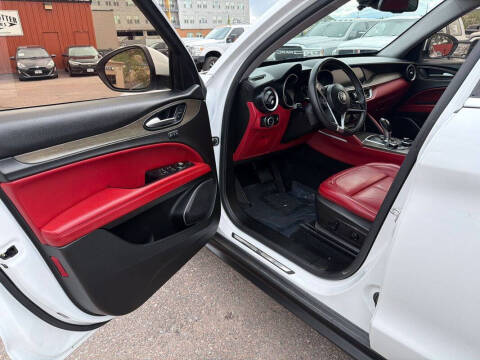 2019 Alfa Romeo Stelvio Ti