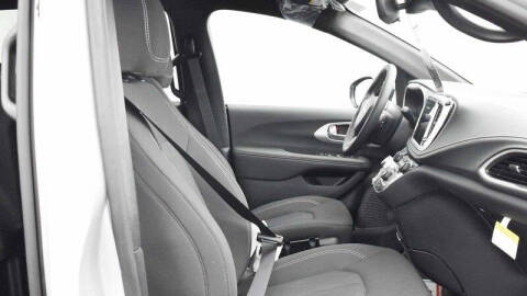 2024 Chrysler Pacifica Touring