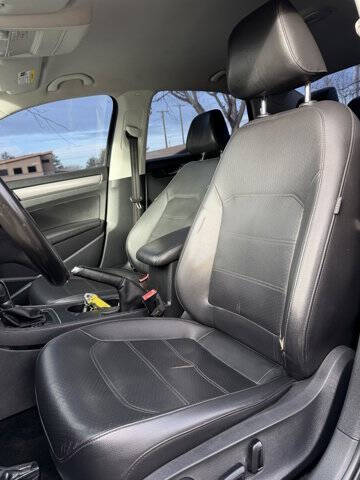 2015 Volkswagen Passat 1.8T Limited Edition