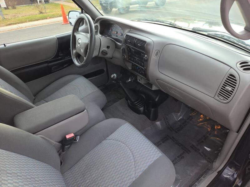 2001 Mazda B-Series B4000 SE