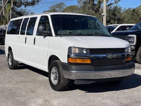 2017 Chevrolet Express LT 3500
