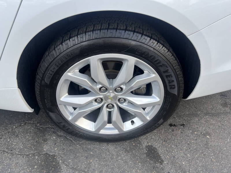 2019 Chevrolet Impala LT