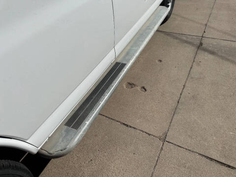 2022 GMC Savana 2500