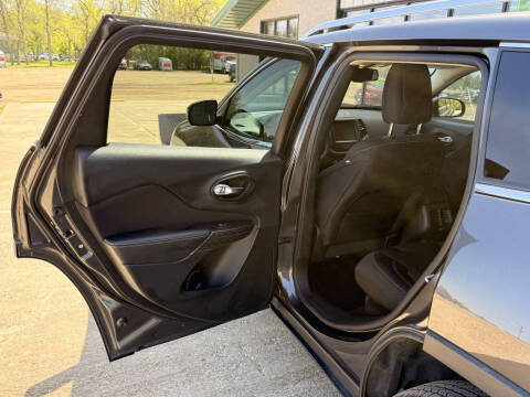 2015 Jeep Cherokee Altitude