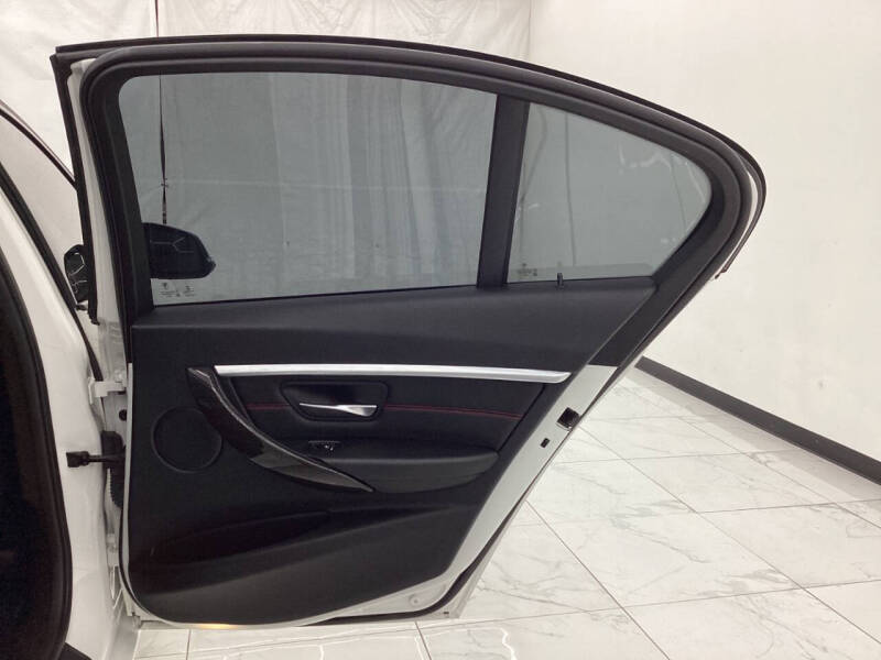 2016 BMW 3 Series 328i