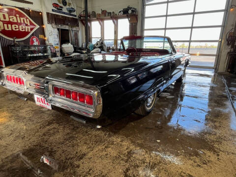 1965 Ford Thunderbird