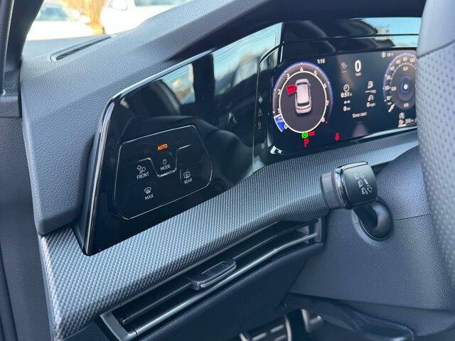 2026 Volkswagen Golf R 4Motion