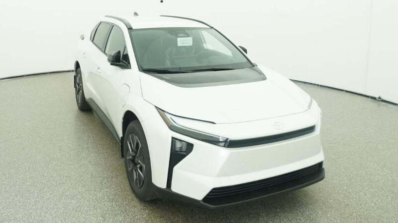 2026 Toyota bZ XLE Plus
