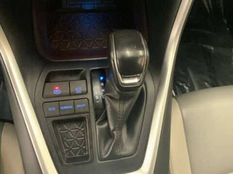 2020 Toyota RAV4 Limited