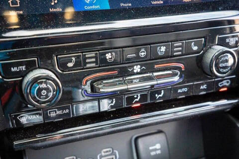 2025 Jeep Grand Cherokee Overland