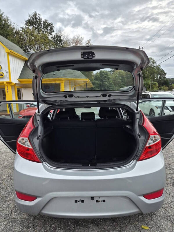 2016 Hyundai Accent SE