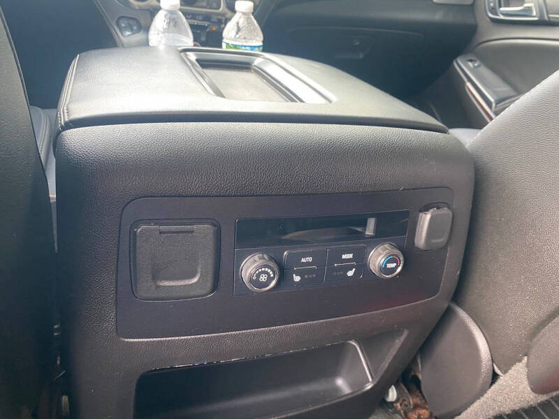 2015 GMC Yukon SLT