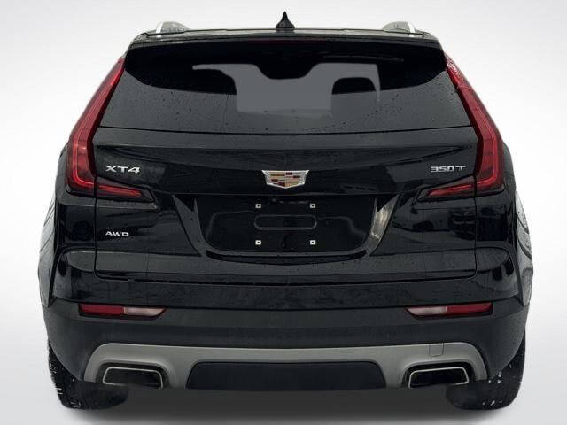 2023 Cadillac XT4 Premium Luxury
