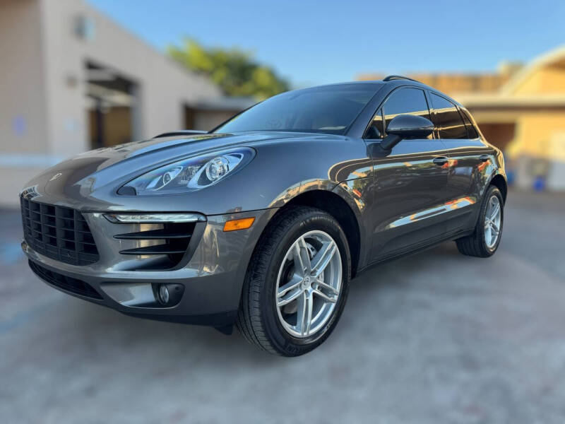 2016 Porsche Macan S
