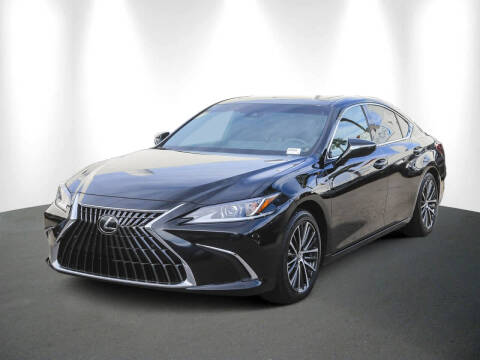2025 Lexus ES 300h