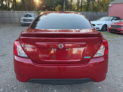 2015 Nissan Versa 1.6 S