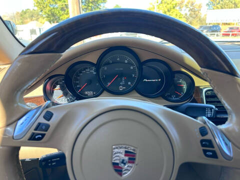 2011 Porsche Panamera