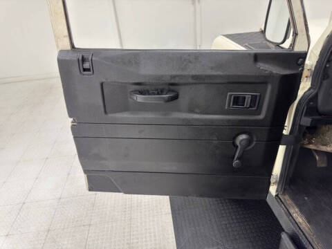 1987 Land Rover Defender