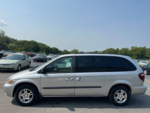 2003 Dodge Grand Caravan for sale at CARS PLUS CREDIT in Independence MO